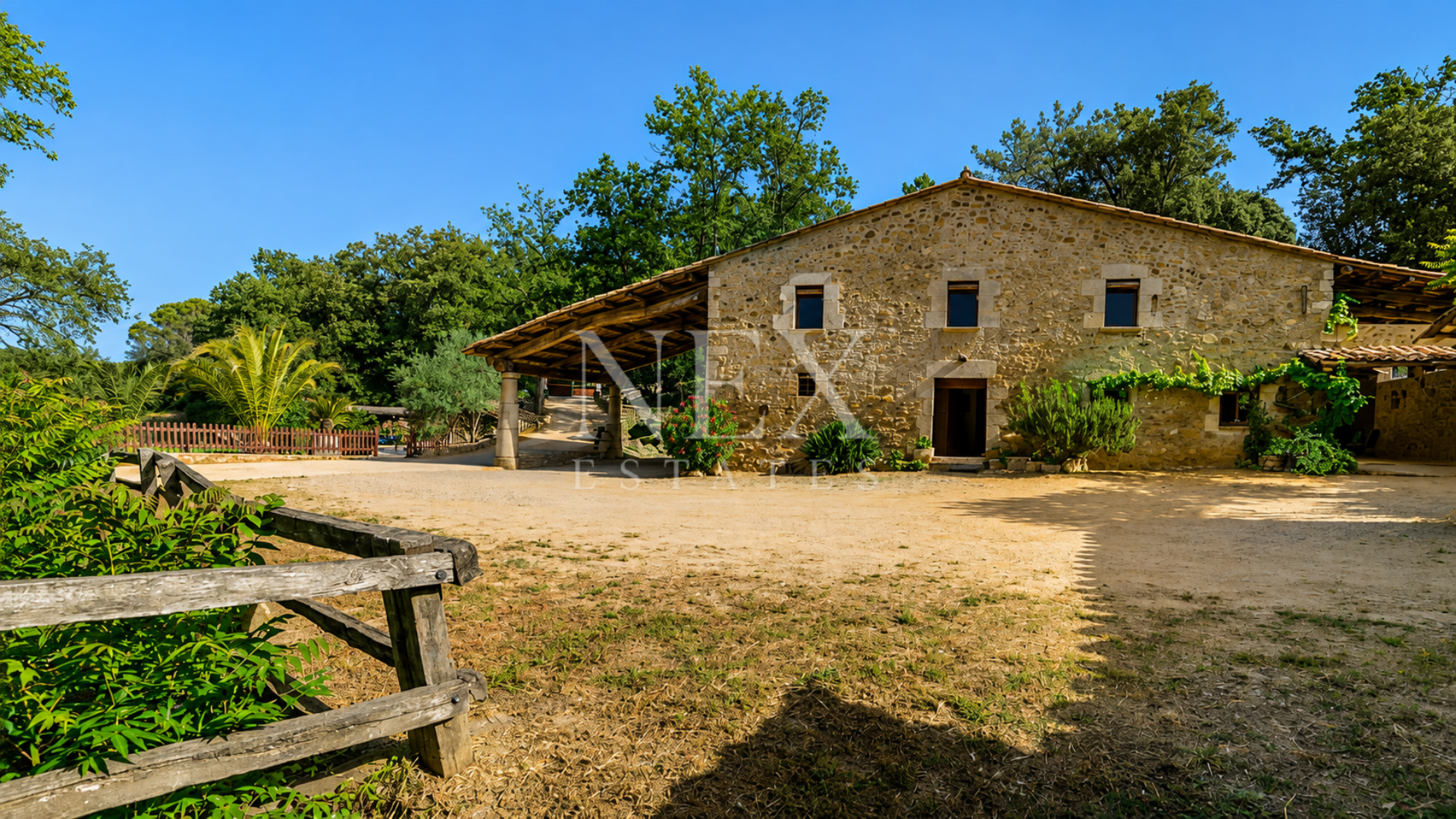 MASÍA CON CABAÑA EN VENTA EN AIGUAVIVA